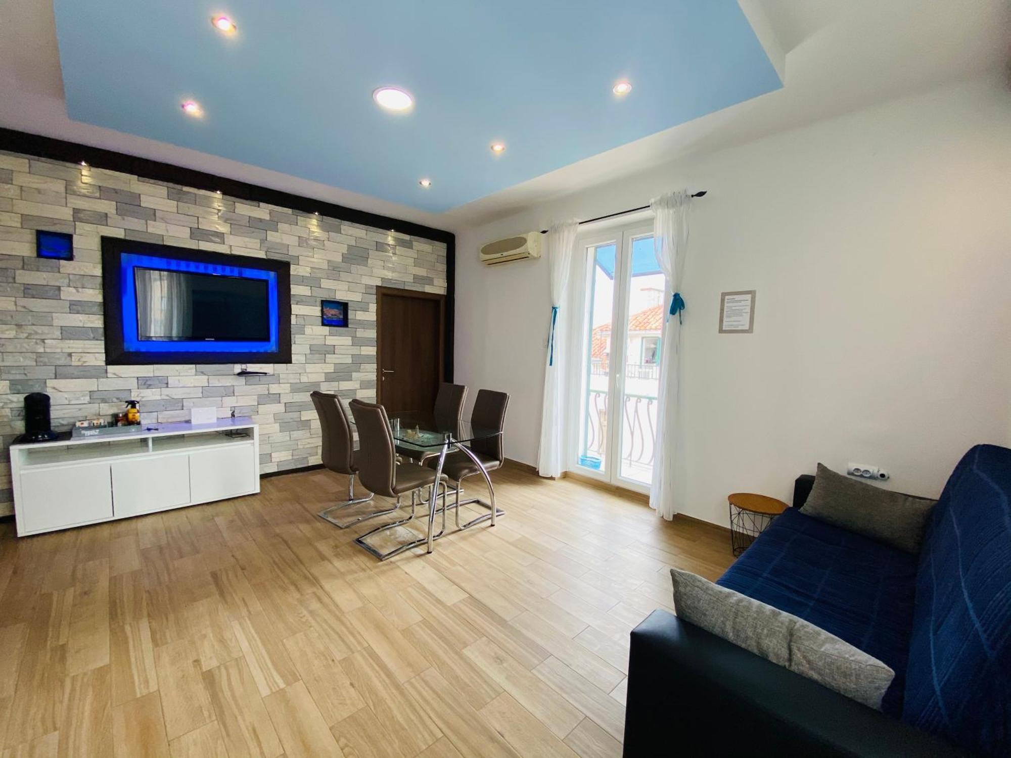 Violet Sea Breeze Apartment Split Exterior photo