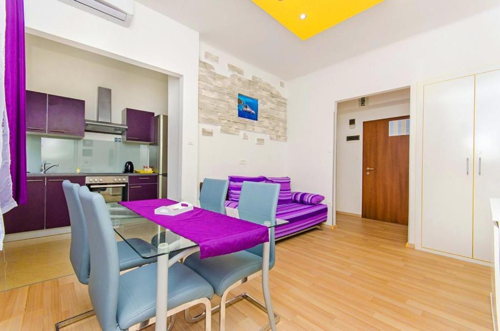 Violet Sea Breeze Apartment Split Exterior photo