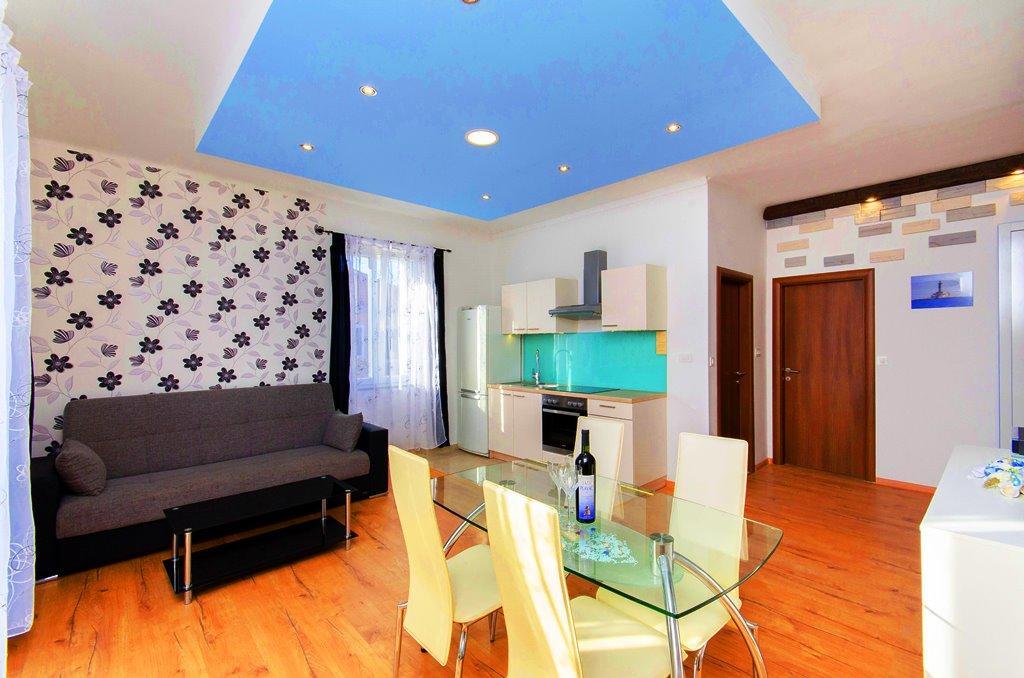 Violet Sea Breeze Apartment Split Exterior photo