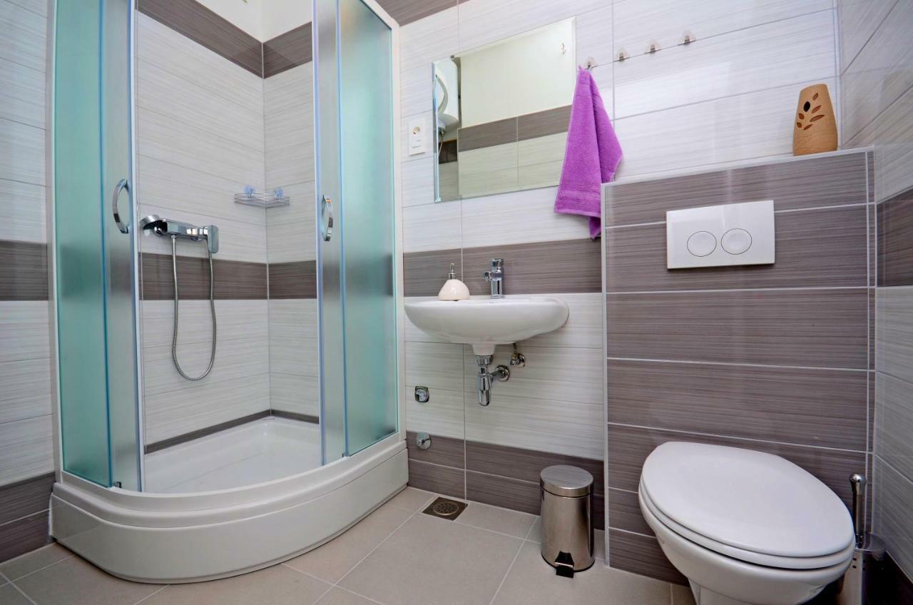 Violet Sea Breeze Apartment Split Exterior photo