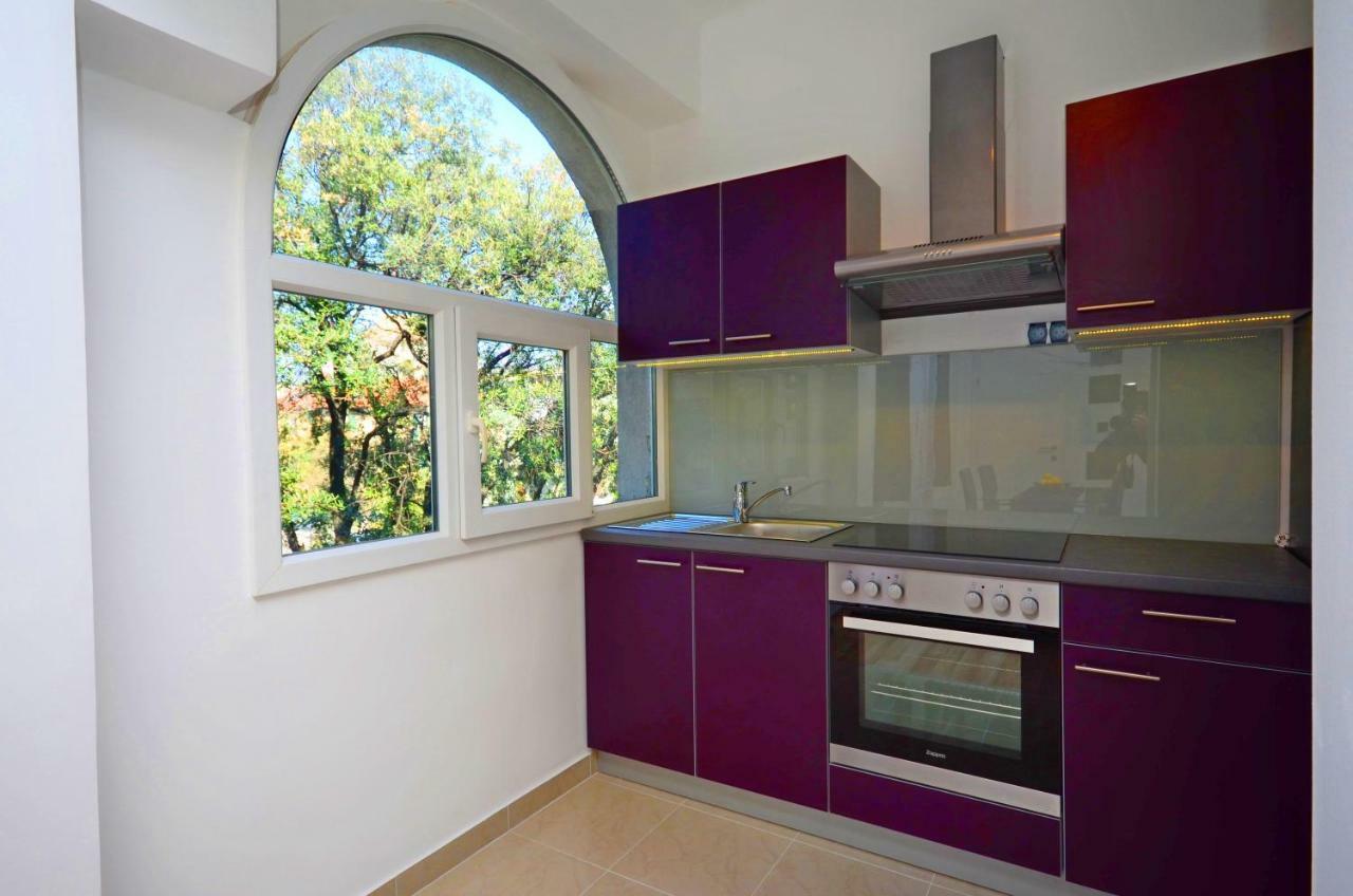 Violet Sea Breeze Apartment Split Exterior photo