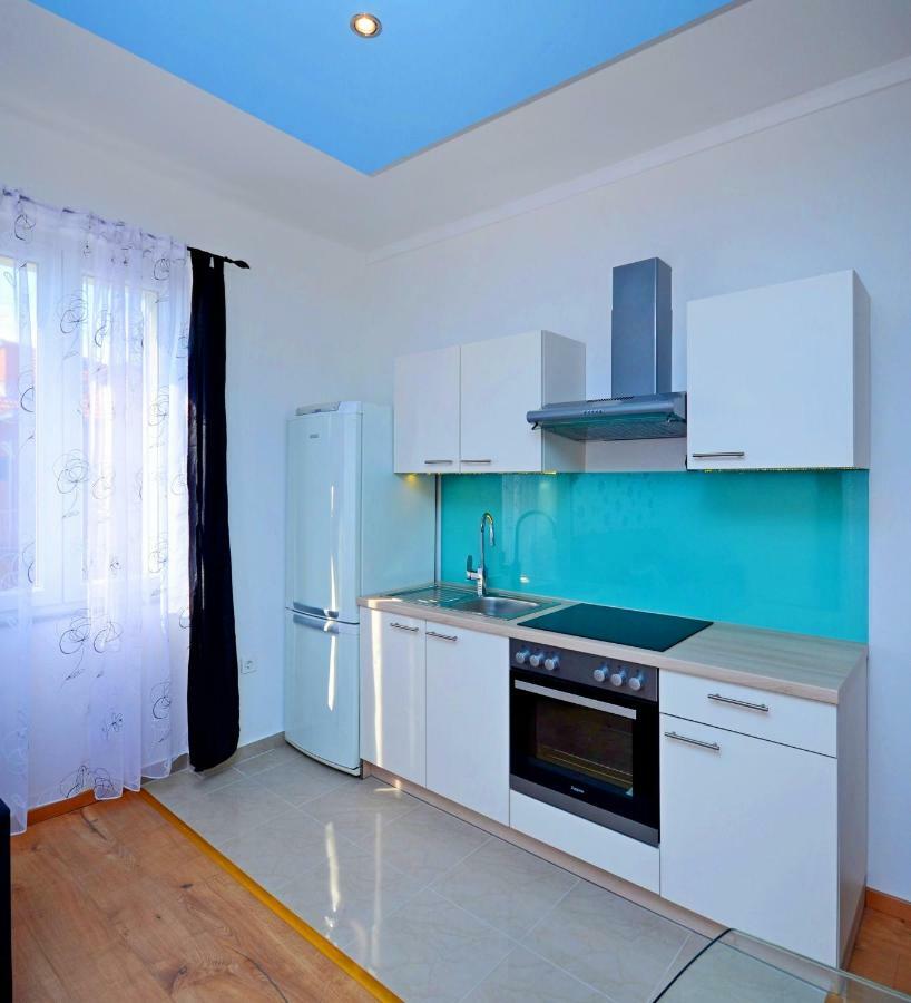 Violet Sea Breeze Apartment Split Exterior photo