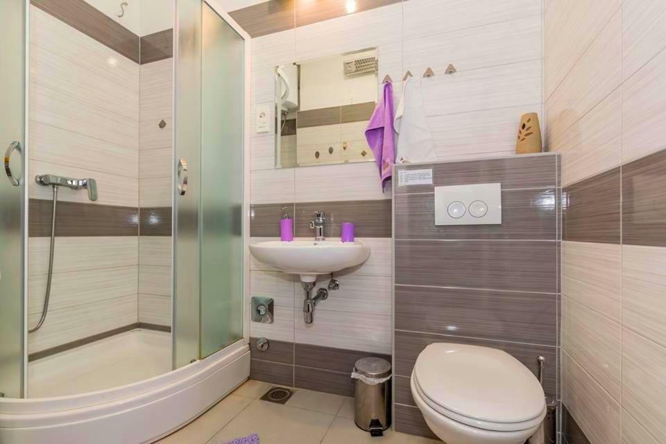 Violet Sea Breeze Apartment Split Exterior photo