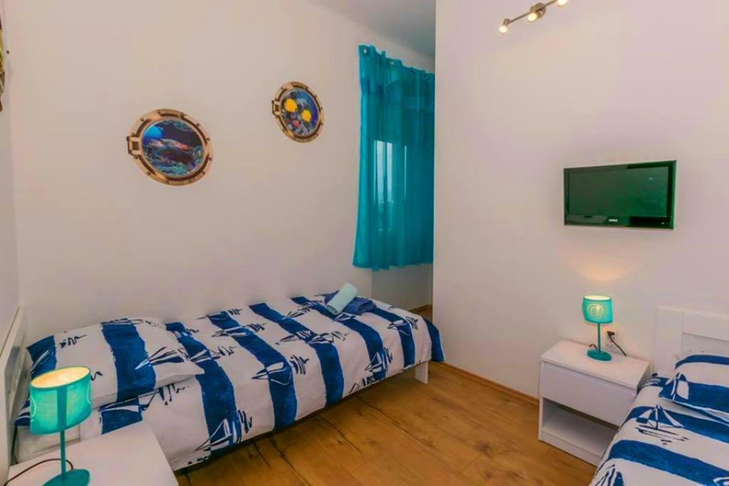 Violet Sea Breeze Apartment Split Exterior photo